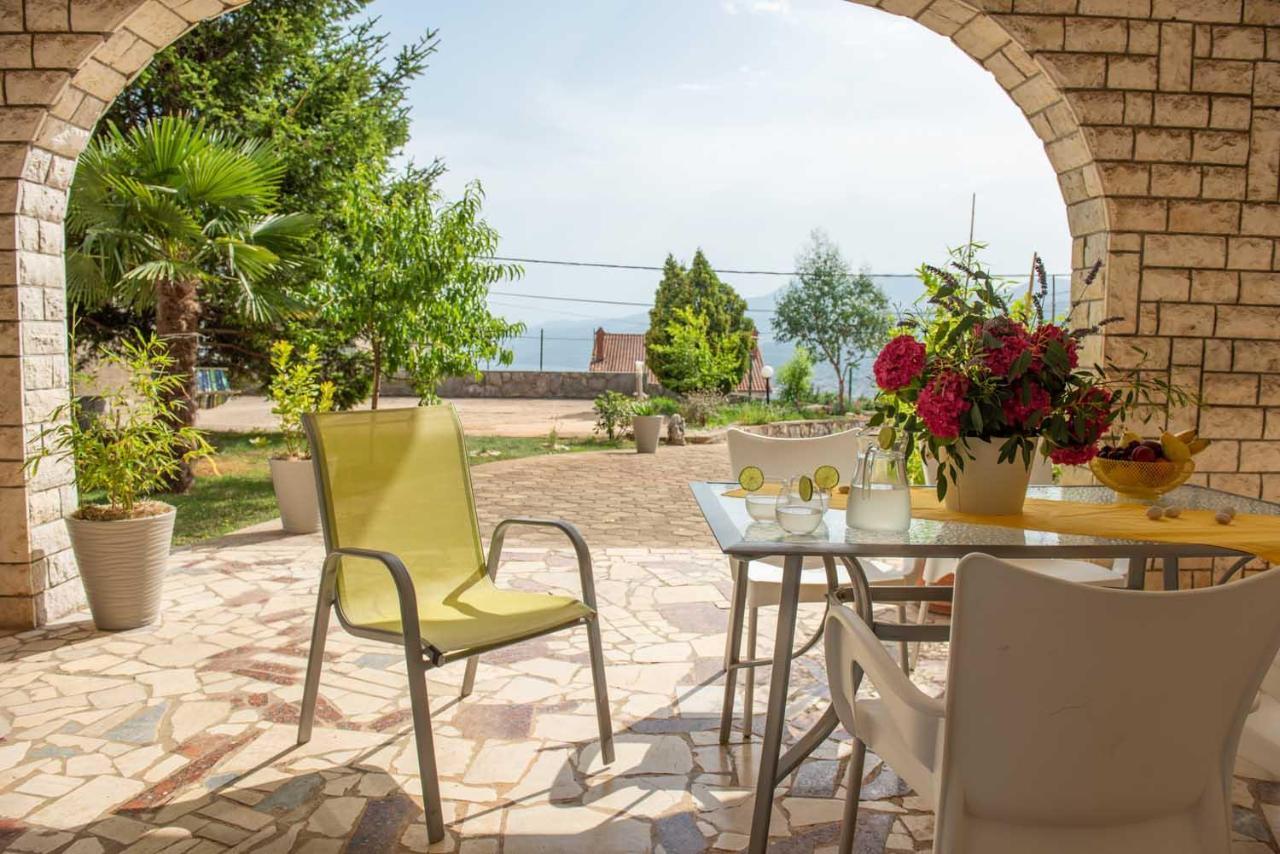 Apartman Mjeda Kastav Esterno foto