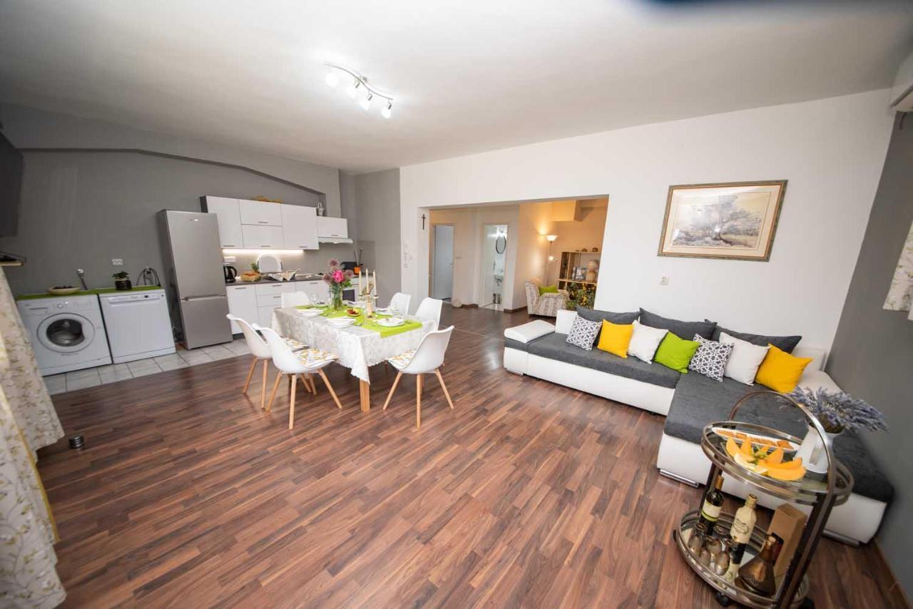 Apartman Mjeda Kastav Esterno foto
